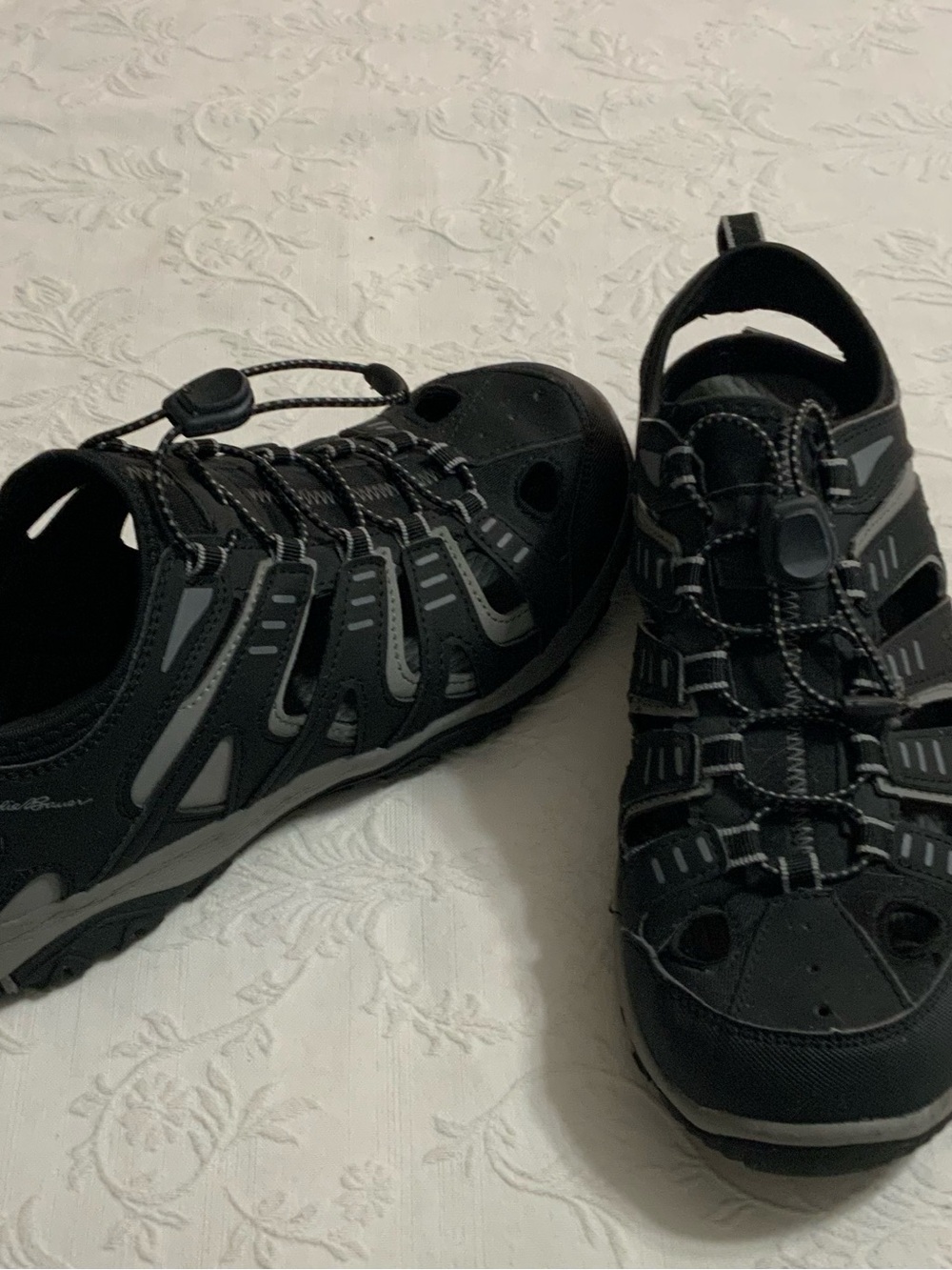 Eddie Bauer Bungee Lace Eastport Black Gray Men's Closed-Toe Outdoor Sandals 11M